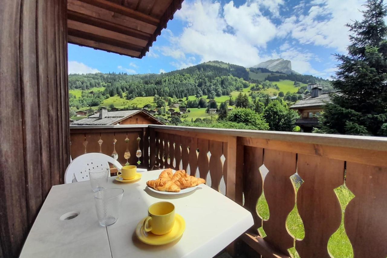 Quiet Apartment Near The Slopes ลาคลูซาซ์ ภายนอก รูปภาพ
