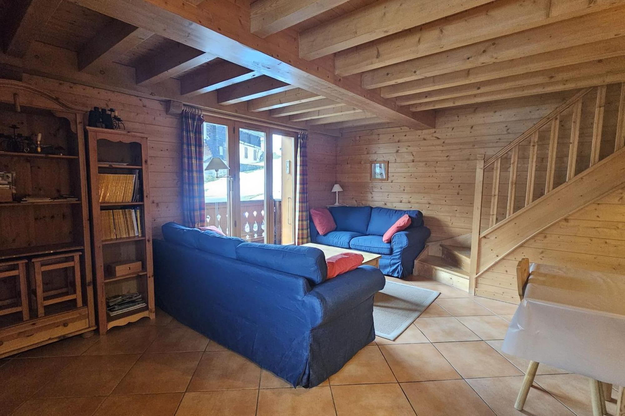 Quiet Apartment Near The Slopes ลาคลูซาซ์ ภายนอก รูปภาพ